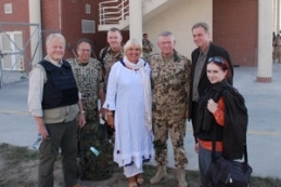 Agnieszka Brugger mit einer Delegation in Afghanistan