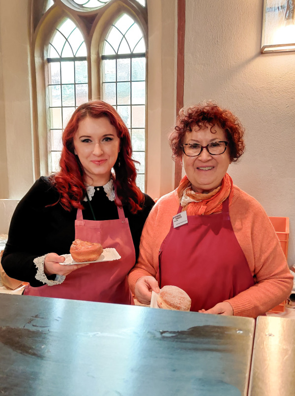 mit Gerlinde Kretschmann bei der Vesperkirche